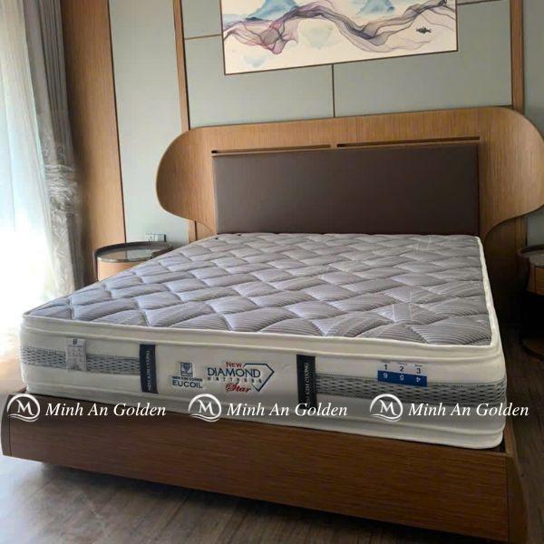 đệm lò xo túi Star Diamond