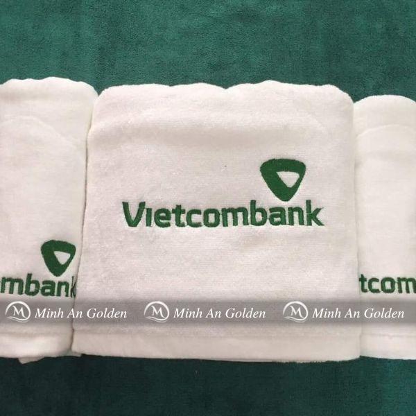 Khăn thêu theo yêu cầu