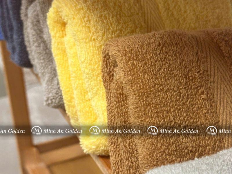Khăn cotton kháng khuẩn và bền màu sau nhiều lần giặt