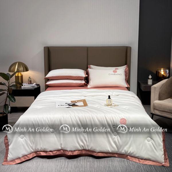 chan-ga-goi-lua-charming-2