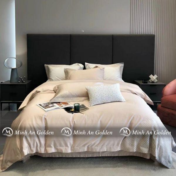 chan-ga-goi-lua-mark-cross