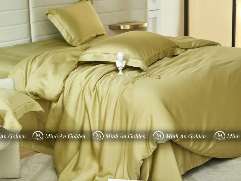 Chăn ga Tencel 60s có bề mặt bóng mịn và độ rũ nhất định Chăn ga Tencel 60s có bề mặt bóng mịn và độ rũ nhất định