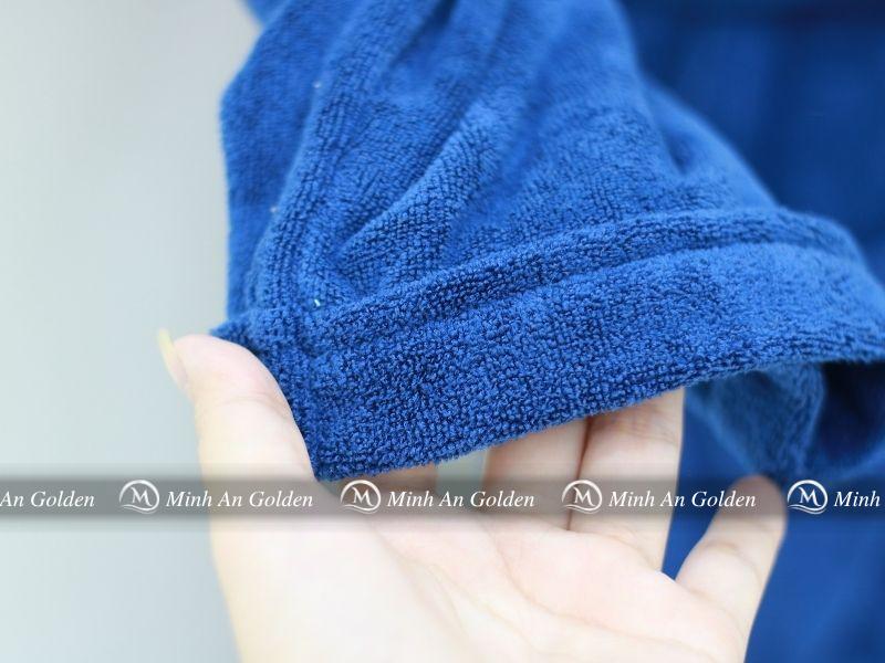 Sợi Microfiber mềm mịn, có khả năng thấm hút và làm khô nhanh Sợi Microfiber mềm mịn, có khả năng thấm hút và làm khô nhanh