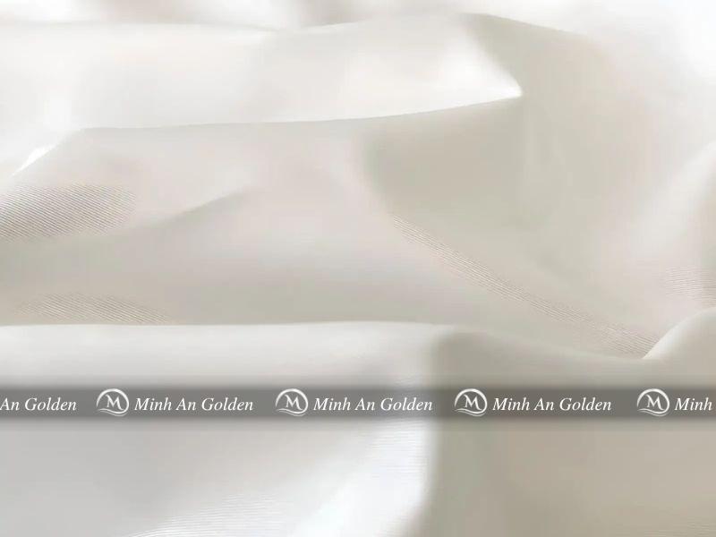 Chất liệu vải T400 với 100% cotton tạo cảm giác mền mại, thoáng khí