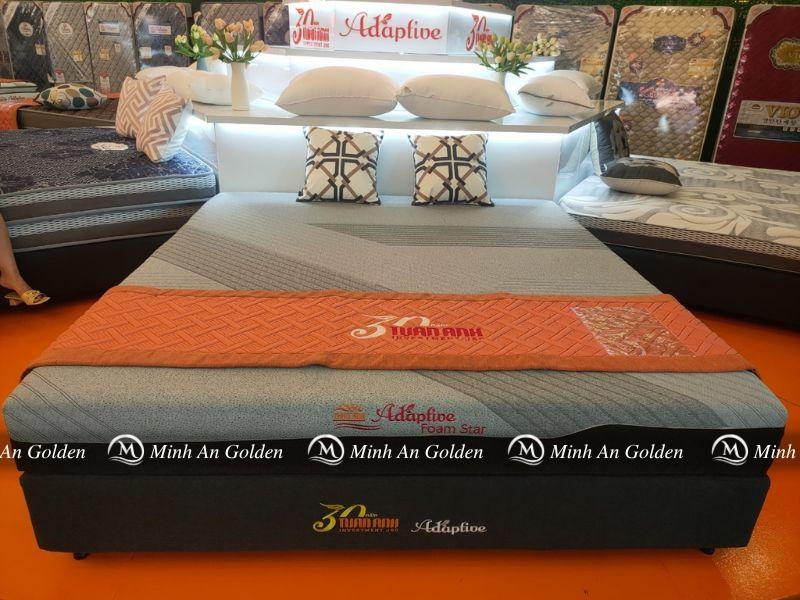 dem-foam-adaptive-star-tuan-anh-trung-bay