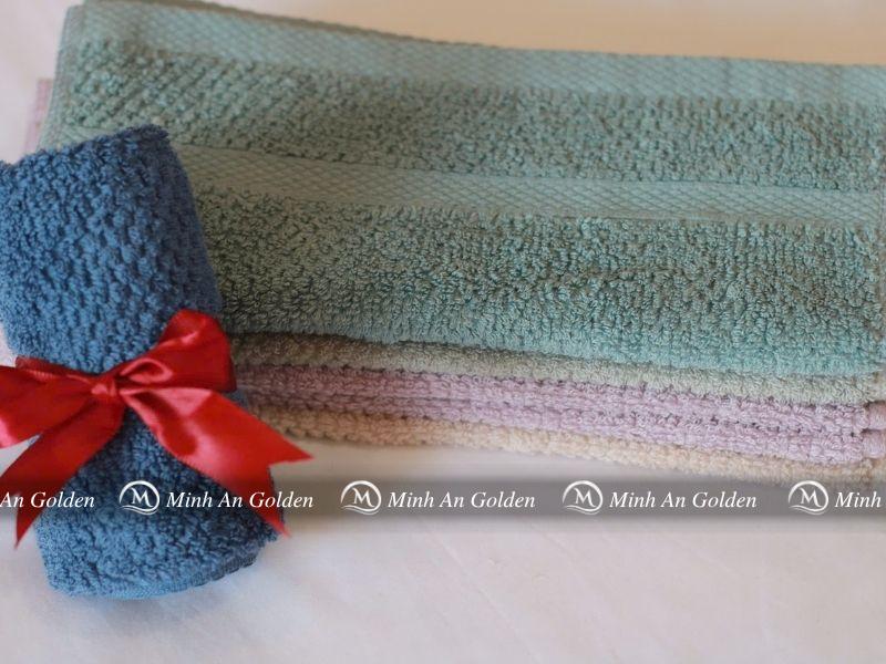 Cận cảnh khăn sợi sồi bề mặt mềm mịn