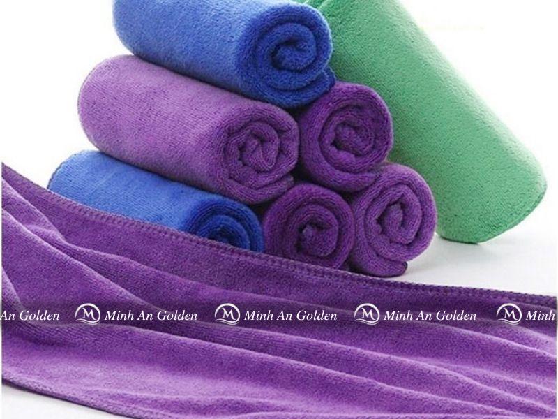 Mẫu khăn Microfiber siêu nhẹ, siêu thấm hút