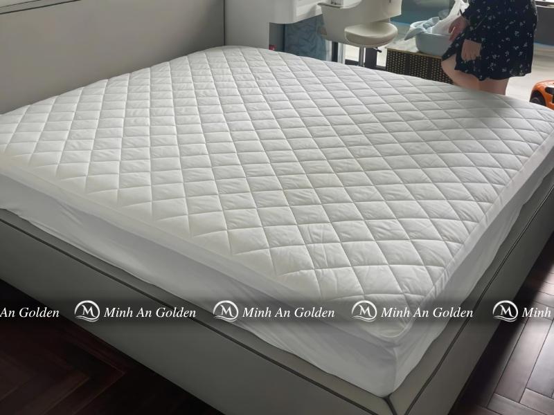 Tấm bảo vệ nệm chống thấm bọc chun Tấm bảo vệ nệm chống thấm bọc chun