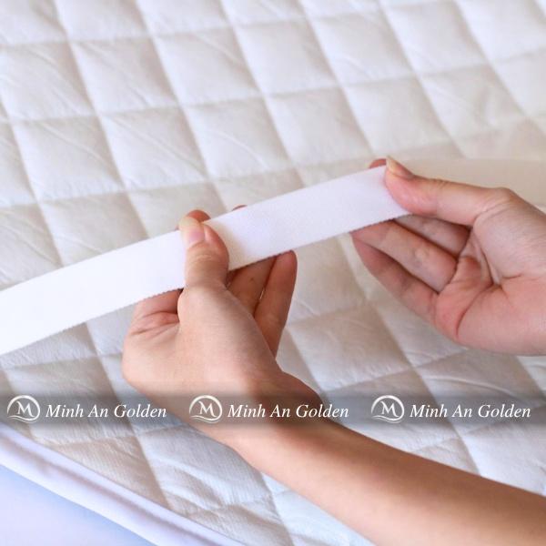 Tấm bảo vệ nệm thường 4 góc