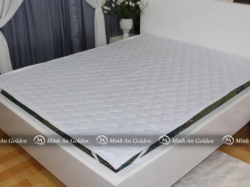 Tấm bảo vệ nệm thường 4 góc ngăn bụi mịn Tấm bảo vệ nệm thường 4 góc ngăn bụi mịn