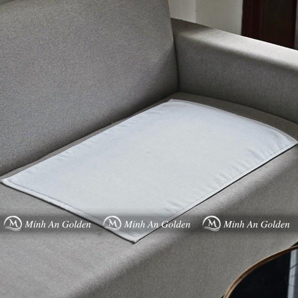 Thảm lau chân trắng