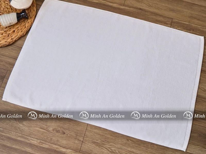 Mẫu thảm chân với kích thước tiêu chuẩn khách sạn