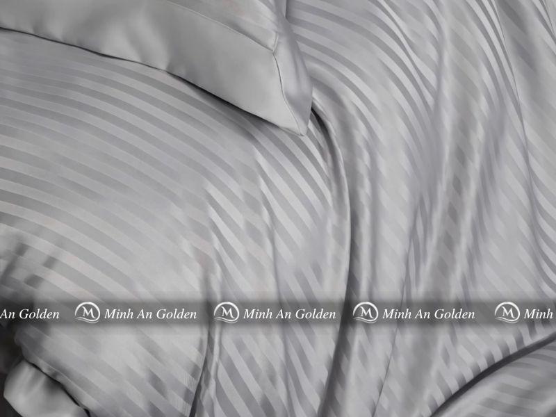 Vải poly kết hợp cotton giúp tăng độ thoáng khí và giảm tĩnh điện