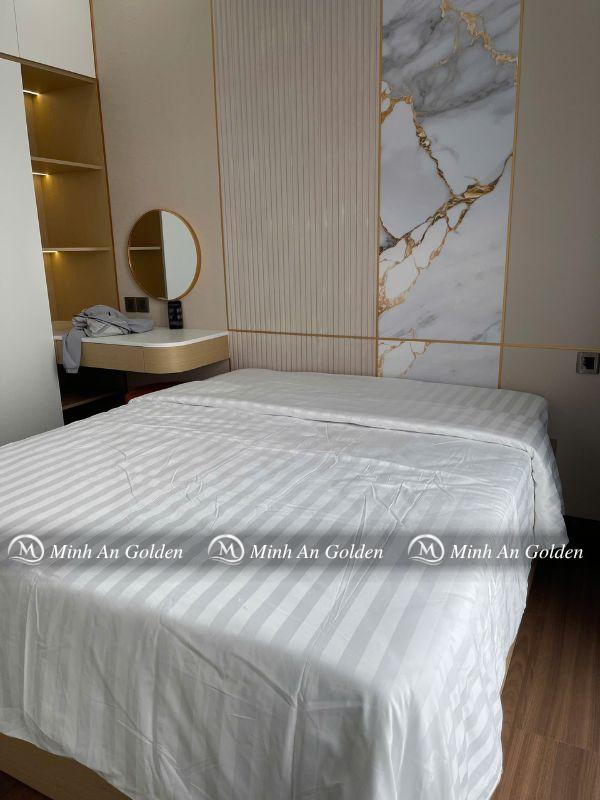 Bộ chăn ga sọc 3P sang trọng, phối màu tinh tế