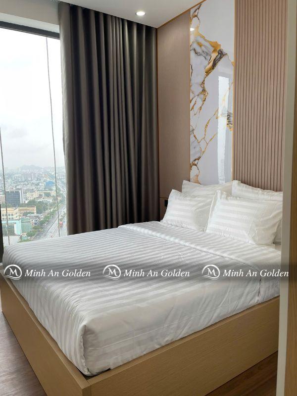 Bộ chăn ga sọc 3P phối hợp nội thất hài hòa