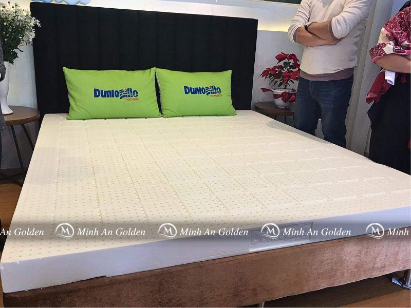 Ảnh sản phẩm Dunlopillo với bề mặt êm ái