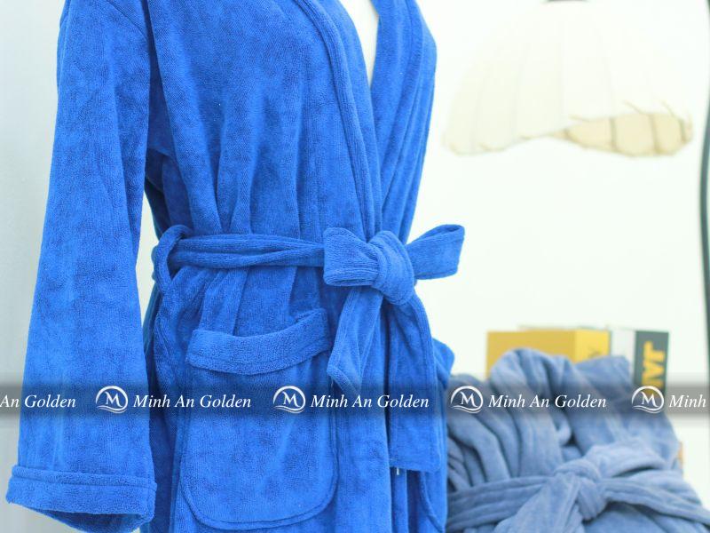 Microfiber có trọng lượng nhẹ nhưng thấm hút tốt và khô nhanh