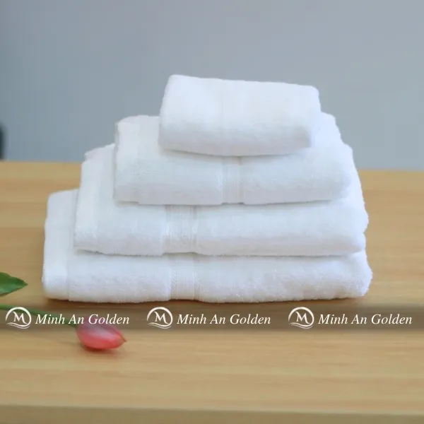 Bộ khăn trắng cotton khách sạn