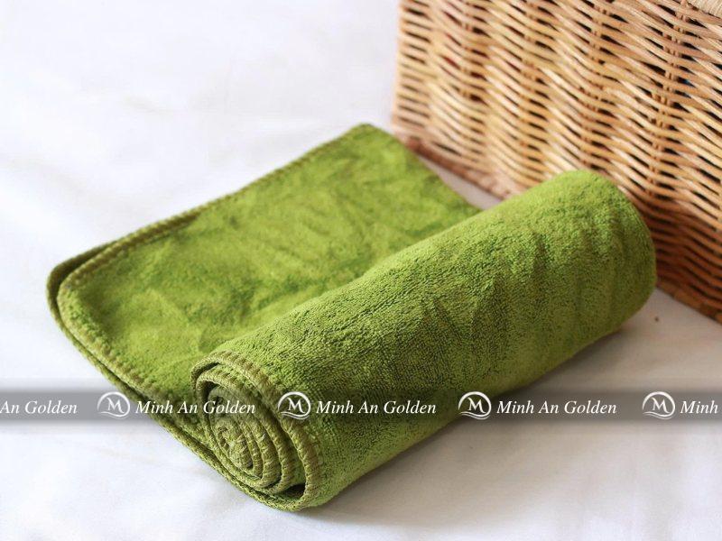 Khăn microfiber nhẹ, nhanh khô và có độ thấm hút vượt trội