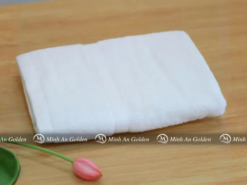 Mẫu khăn tắm sử dụng trong khách sạn