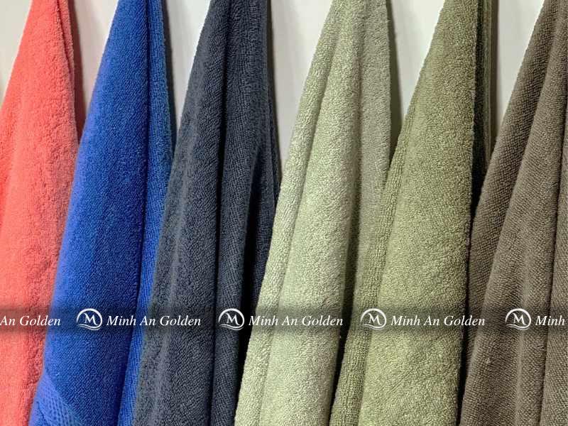 Thiết kế đơn giản màu sắc đa dạng của khăn khách sạn