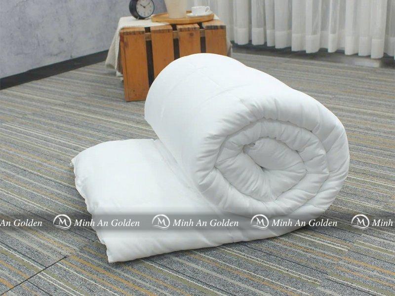Ruột chăn lụa tơ tằm cao cấp, nhẹ và thoáng