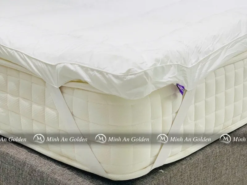 Topper bổ sung lớp đệm mềm mại giúp giảm áp lực khi nằm