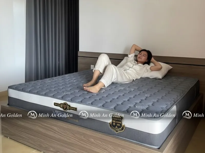 Đệm khách sạn